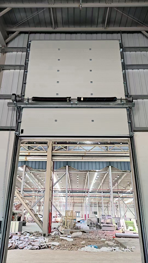 临潭工业提升门