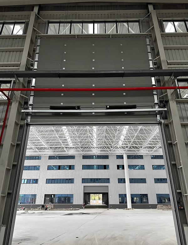 临潭工业提升门