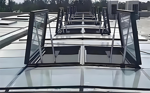 临潭兰州临潭排烟窗选型安装与维护实用指南