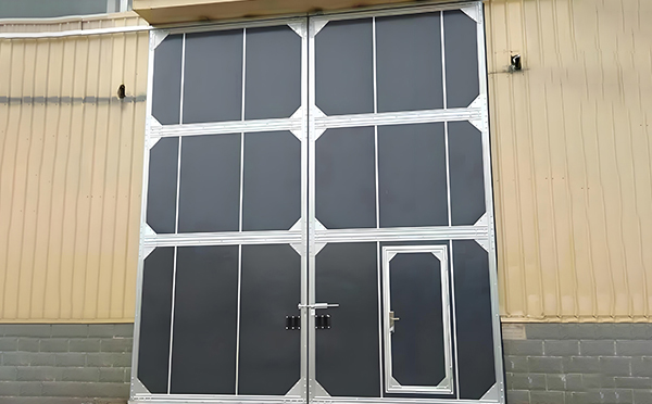 厂房临潭工业门选择与维护全解析：提升效率与安全的关键要素